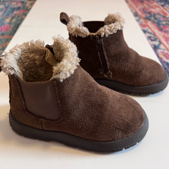 Zara booties- toddler - Picture 4 of 4